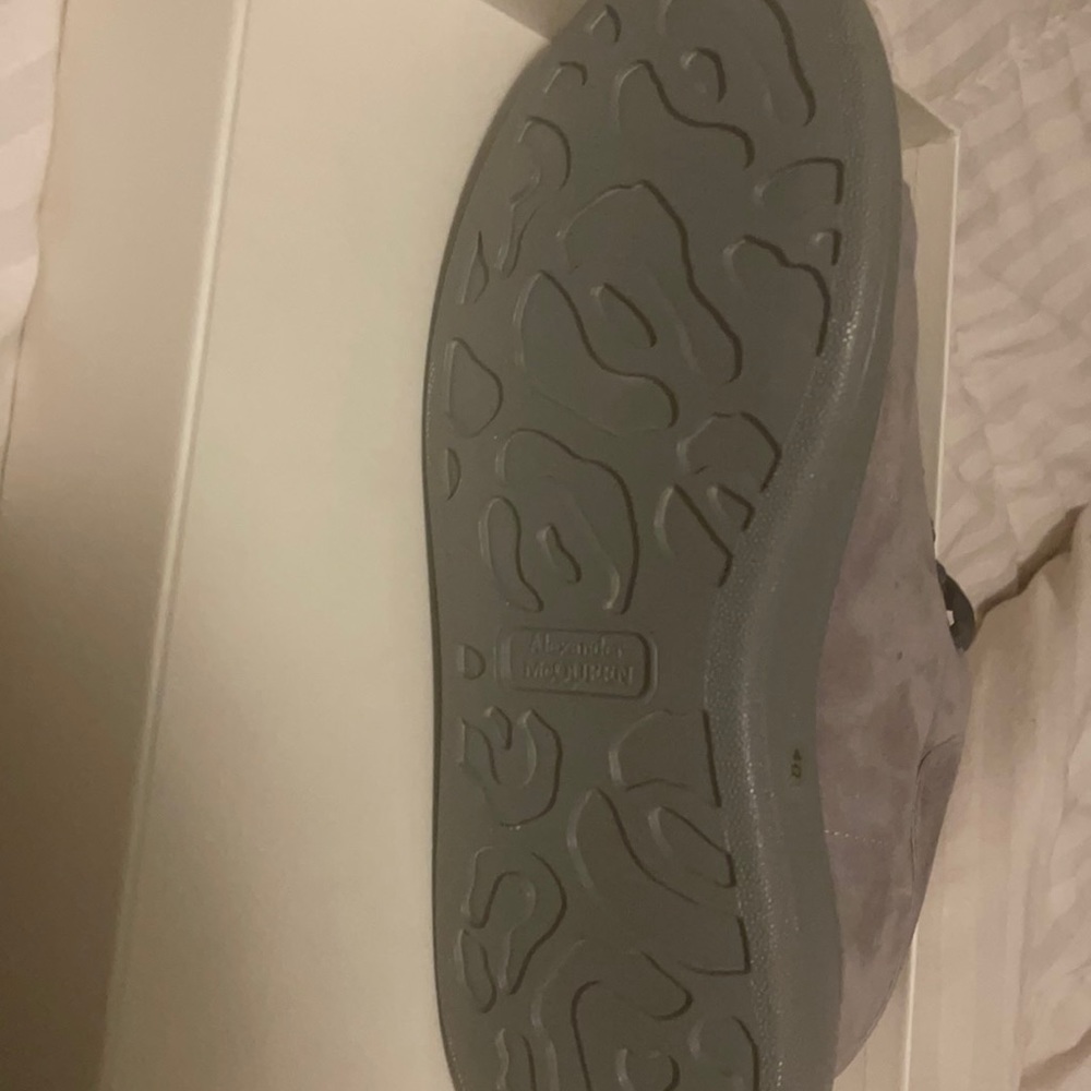 Alexander McQueen Gray size 7 in men